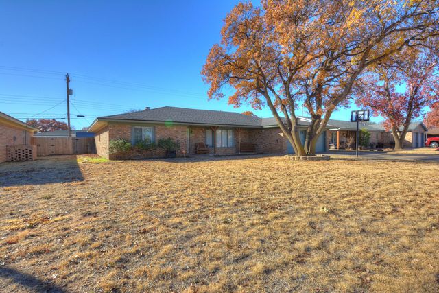 815 7th Street, Wolfforth, TX 79382