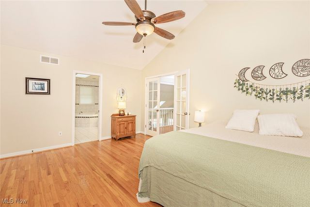 225 Linwood Lane, Aurora, OH 44202