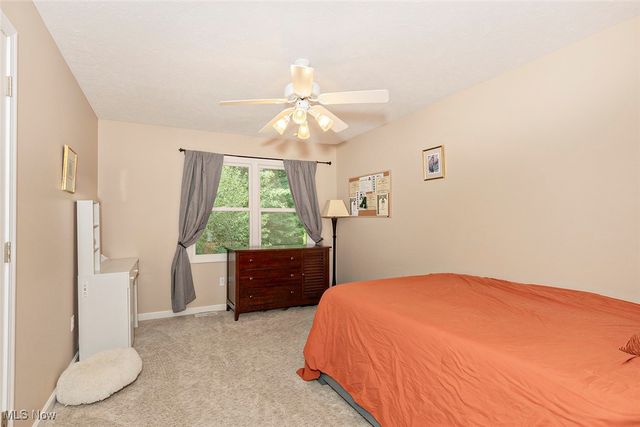 225 Linwood Lane, Aurora, OH 44202