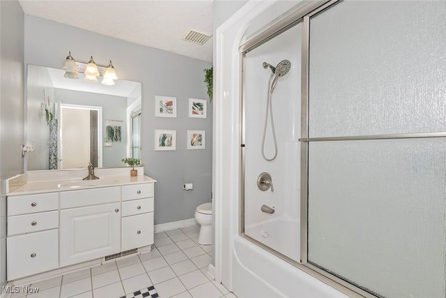 225 Linwood Lane, Aurora, OH 44202