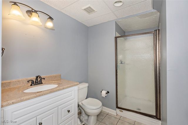 225 Linwood Lane, Aurora, OH 44202