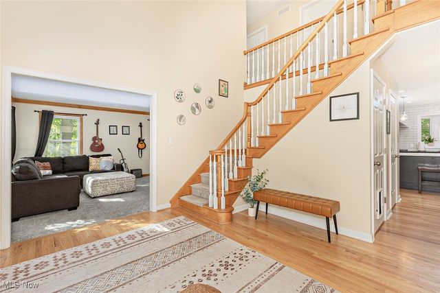 225 Linwood Lane, Aurora, OH 44202