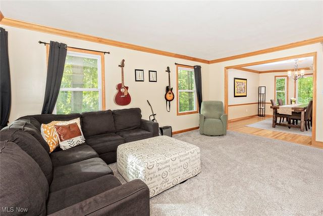 225 Linwood Lane, Aurora, OH 44202