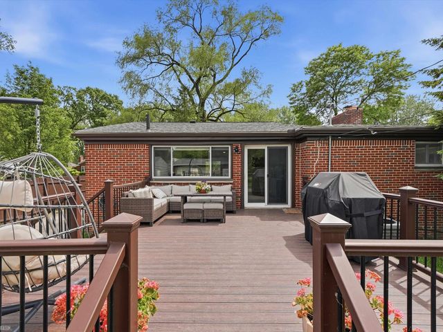22245 Raymond Street, St Clair Shores, MI 48082