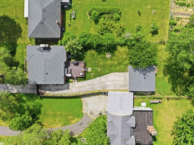 22245 Raymond Street, St Clair Shores, MI 48082