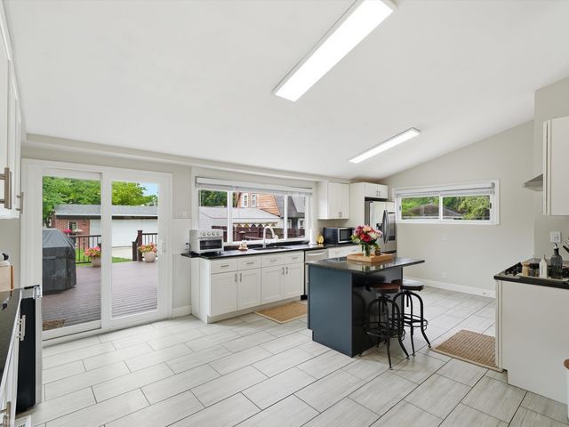 22245 Raymond Street, St Clair Shores, MI 48082