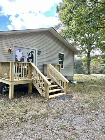 105 Taylor Rd, Gruetli Laager, TN 37339