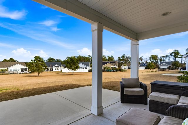 3716 Park Pointe Ave., Little River, SC 29566