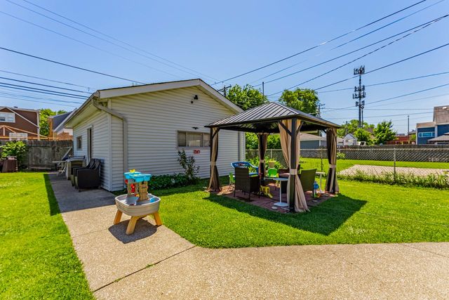 1513 Clarence Avenue, Berwyn, IL 60402