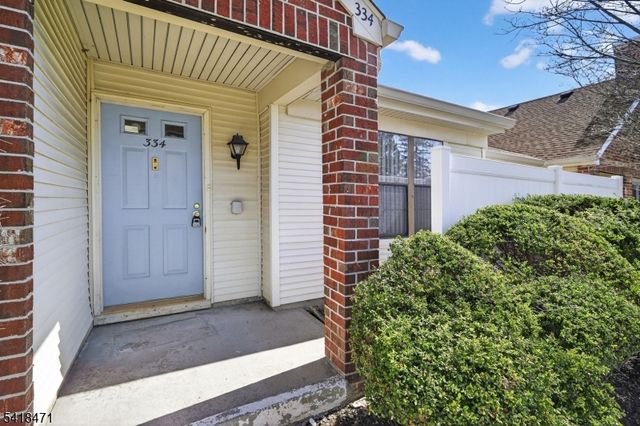 334 Wycoff Way, East Brunswick Twp., NJ 08816