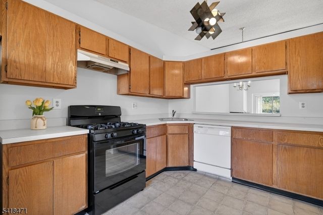 334 Wycoff Way, East Brunswick Twp., NJ 08816