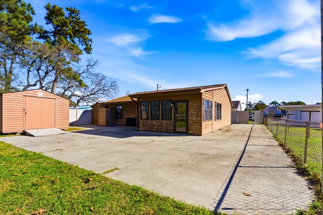 711B S 28th Ave. S, North Myrtle Beach, SC 29582