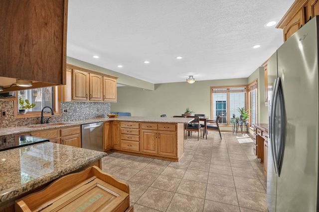509 Fireside Drive, Cedar Falls, IA 50613