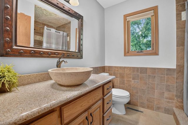 509 Fireside Drive, Cedar Falls, IA 50613