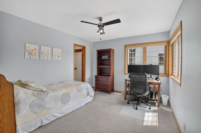 509 Fireside Drive, Cedar Falls, IA 50613