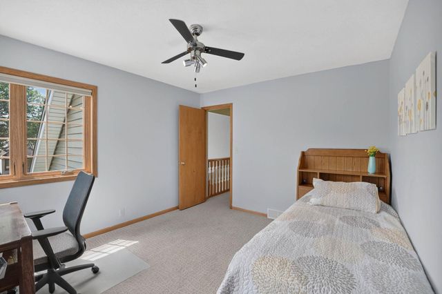 509 Fireside Drive, Cedar Falls, IA 50613