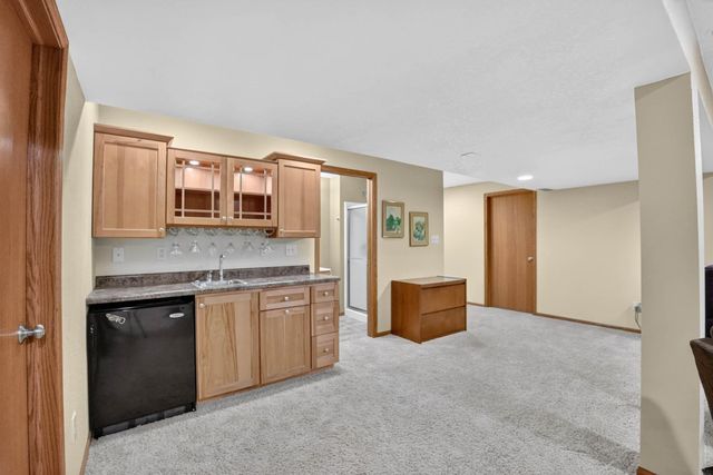 509 Fireside Drive, Cedar Falls, IA 50613