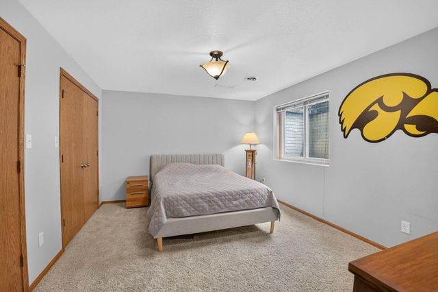 509 Fireside Drive, Cedar Falls, IA 50613
