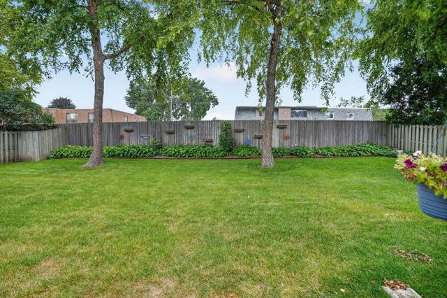 509 Fireside Drive, Cedar Falls, IA 50613