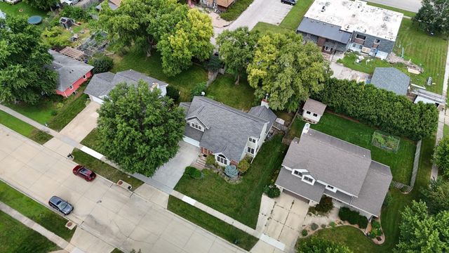 509 Fireside Drive, Cedar Falls, IA 50613