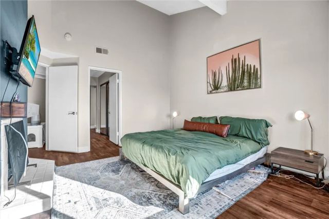 16501 Bordeaux Lane 211, Huntington Beach, CA 92649