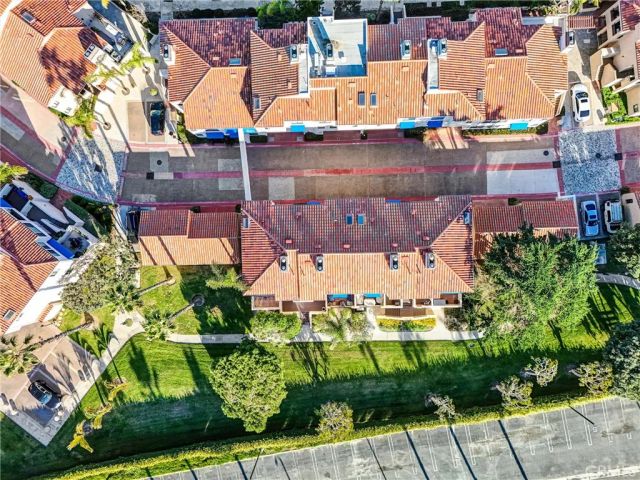 16501 Bordeaux Lane 211, Huntington Beach, CA 92649