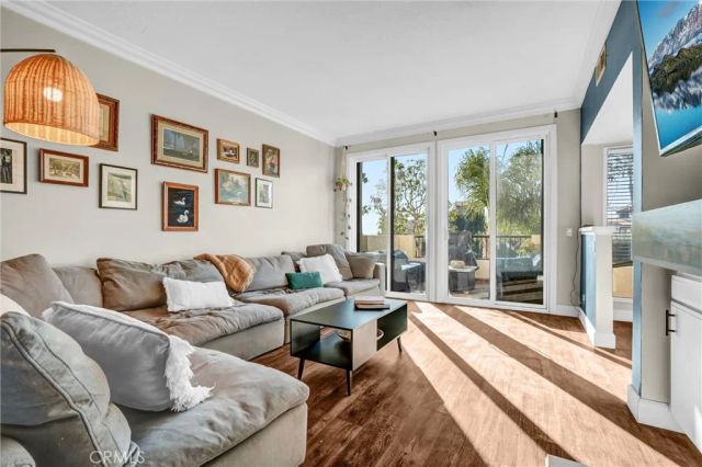 16501 Bordeaux Lane 211, Huntington Beach, CA 92649
