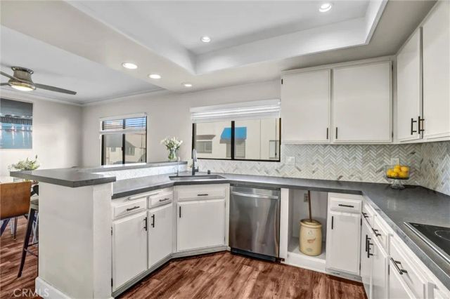 16501 Bordeaux Lane 211, Huntington Beach, CA 92649