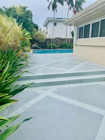 4555 N Jefferson Avenue, Miami Beach, FL 33140