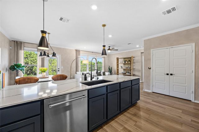 7005 Harvest Trail DR, Austin, TX 78736