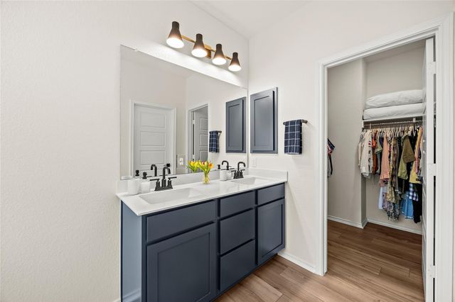 7005 Harvest Trail DR, Austin, TX 78736