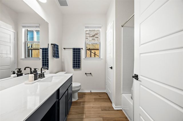 7005 Harvest Trail DR, Austin, TX 78736