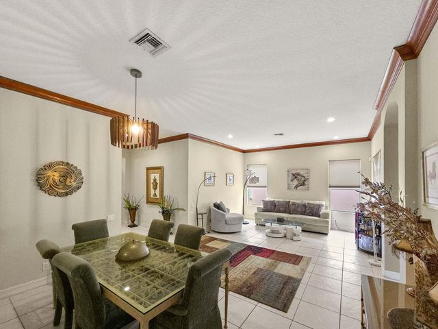 5058 Glenville Drive, Boynton Beach, FL 33437