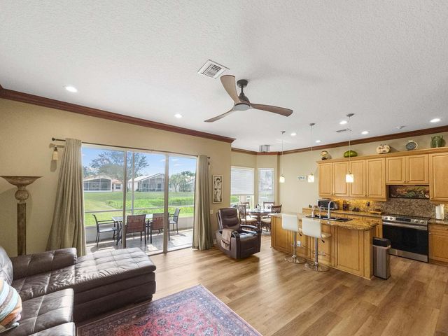 5058 Glenville Drive, Boynton Beach, FL 33437