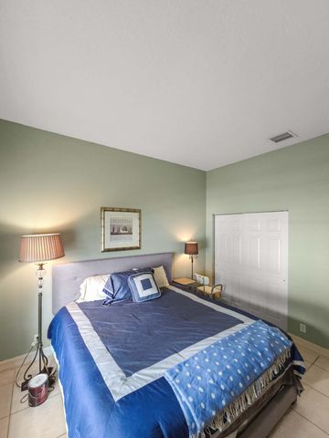 5058 Glenville Drive, Boynton Beach, FL 33437