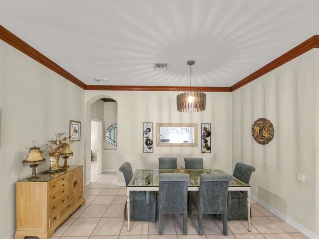 5058 Glenville Drive, Boynton Beach, FL 33437