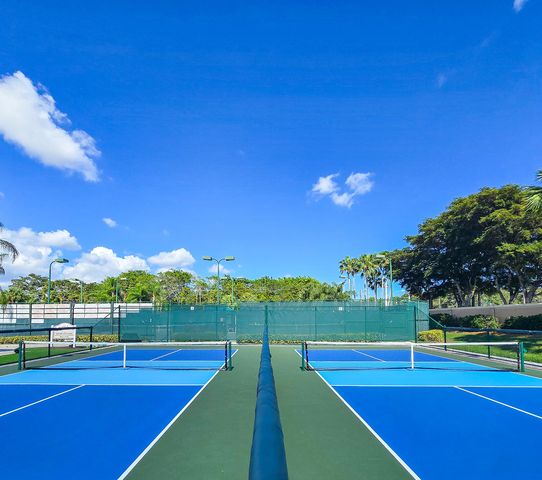 5058 Glenville Drive, Boynton Beach, FL 33437