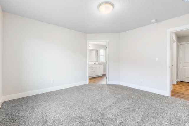 6326 W 28th Ave, Kennewick, WA 99338