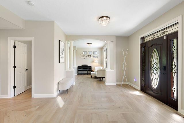 21390 France Boulevard, Lakeville, MN 55044