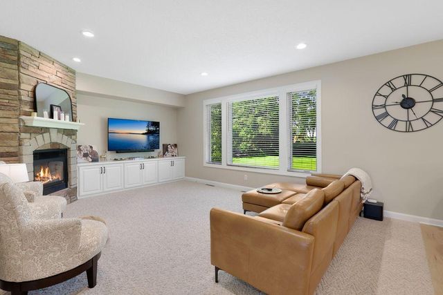 21390 France Boulevard, Lakeville, MN 55044