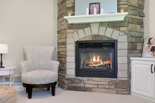 21390 France Boulevard, Lakeville, MN 55044