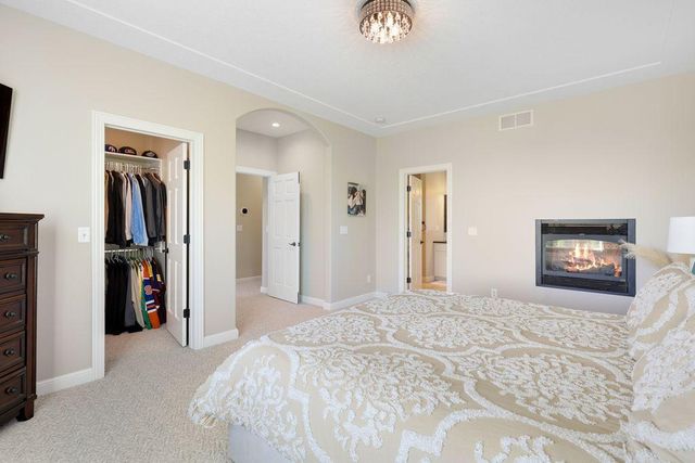 21390 France Boulevard, Lakeville, MN 55044