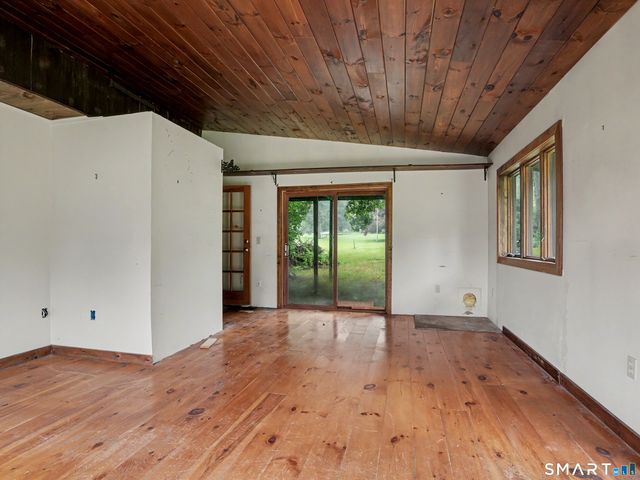 121 Powder Hill Road, Middlefield, CT 06455