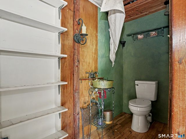 121 Powder Hill Road, Middlefield, CT 06455