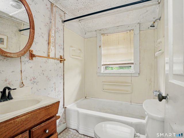 121 Powder Hill Road, Middlefield, CT 06455