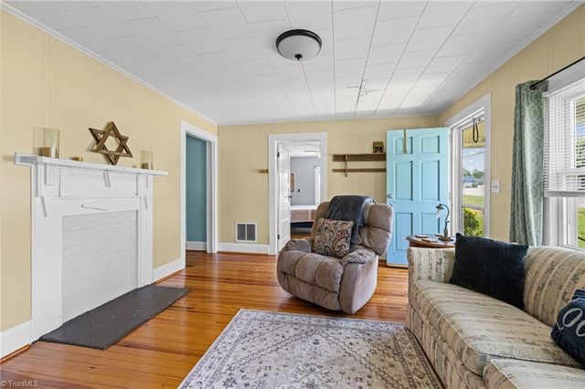630 Pleasant Hill Drive, Elkin, NC 28621