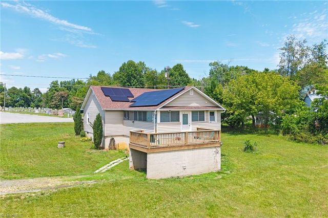 630 Pleasant Hill Drive, Elkin, NC 28621