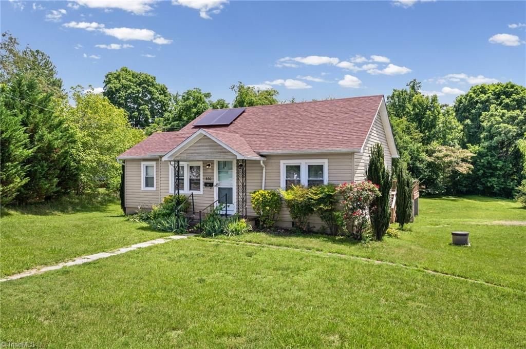 630 Pleasant Hill Drive, Elkin, NC 28621