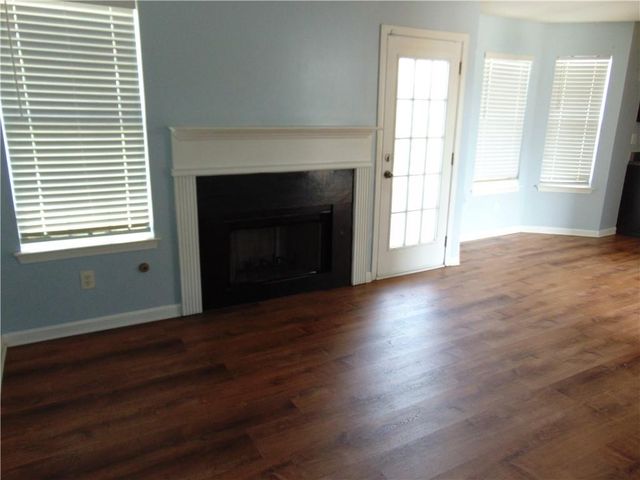 611 Dove Lane, Stone Mountain, GA 30087