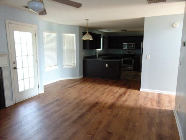 611 Dove Lane, Stone Mountain, GA 30087